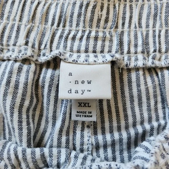 A New Day Paper Bag Linen Pants - Picture 3 of 5